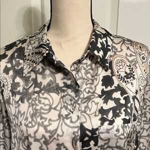 EUC, ZARA SILKY LOOK & FEEL RELAXED FIT GREY PRINT BLOUSE SIZE XL